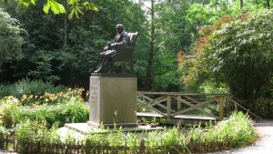 Lord Holland statue